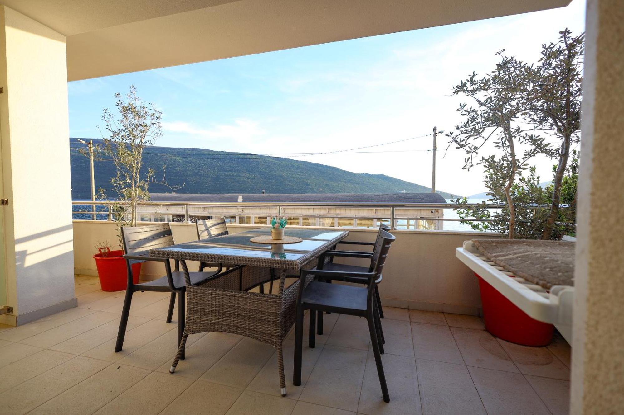 Apartments Milanovic Herceg Novi Exteriér fotografie