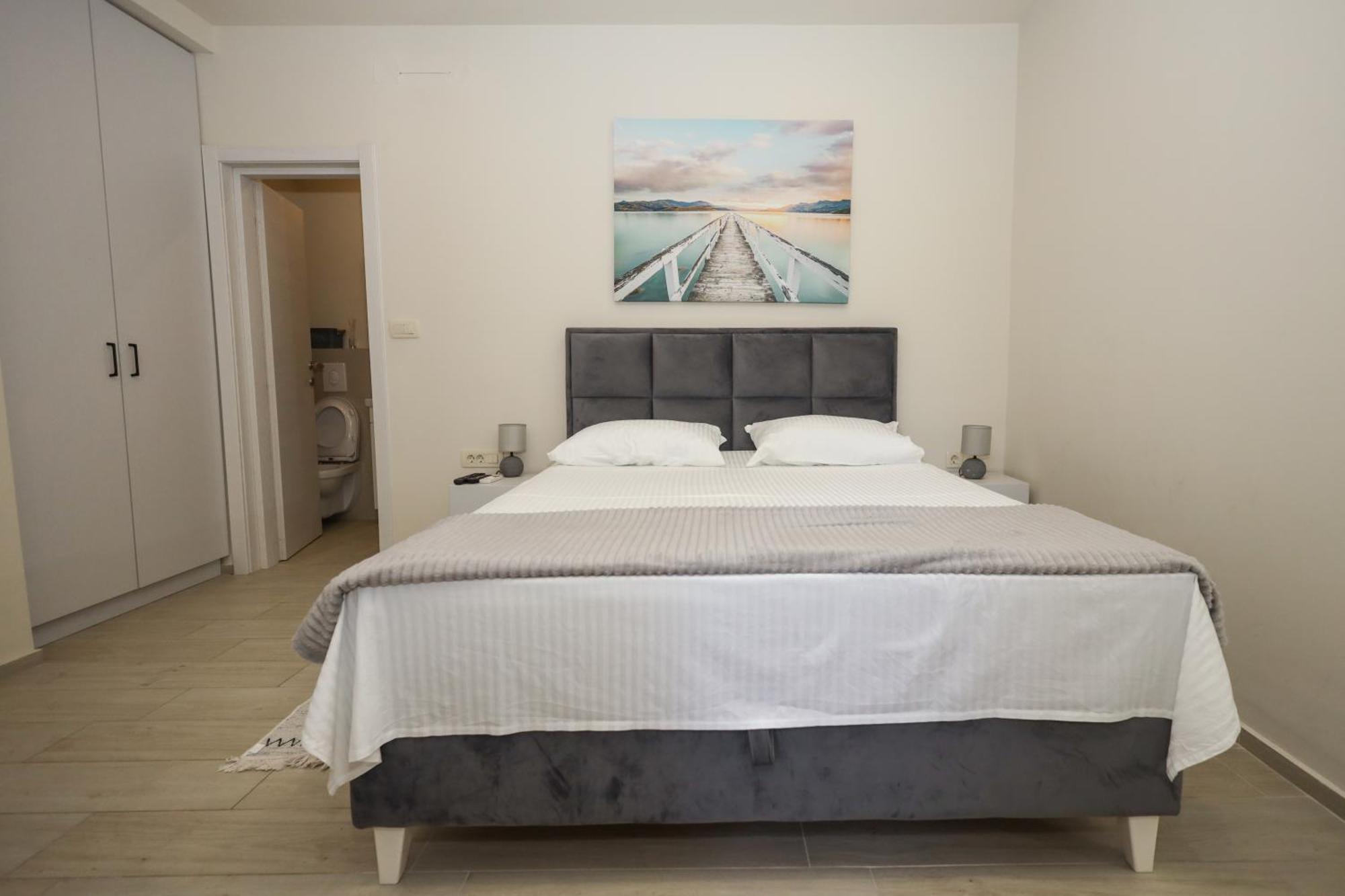 Apartments Milanovic Herceg Novi Pokoj fotografie